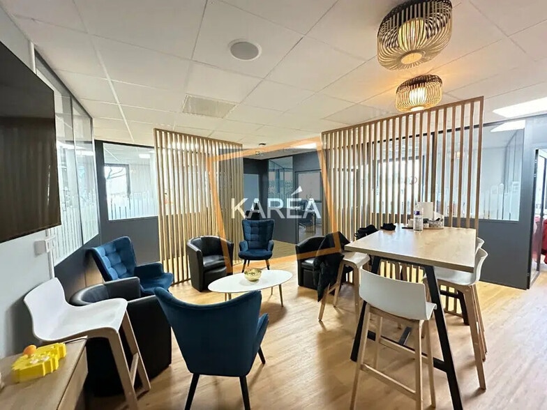 Bureau dans Serris à vendre - Photo de l’immeuble – Image 3 sur 5