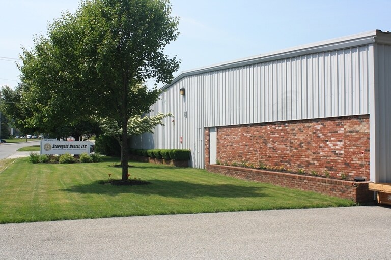 23 Frank Mossberg Dr, Attleboro, MA à vendre - Photo de l’immeuble – Image 2 sur 15