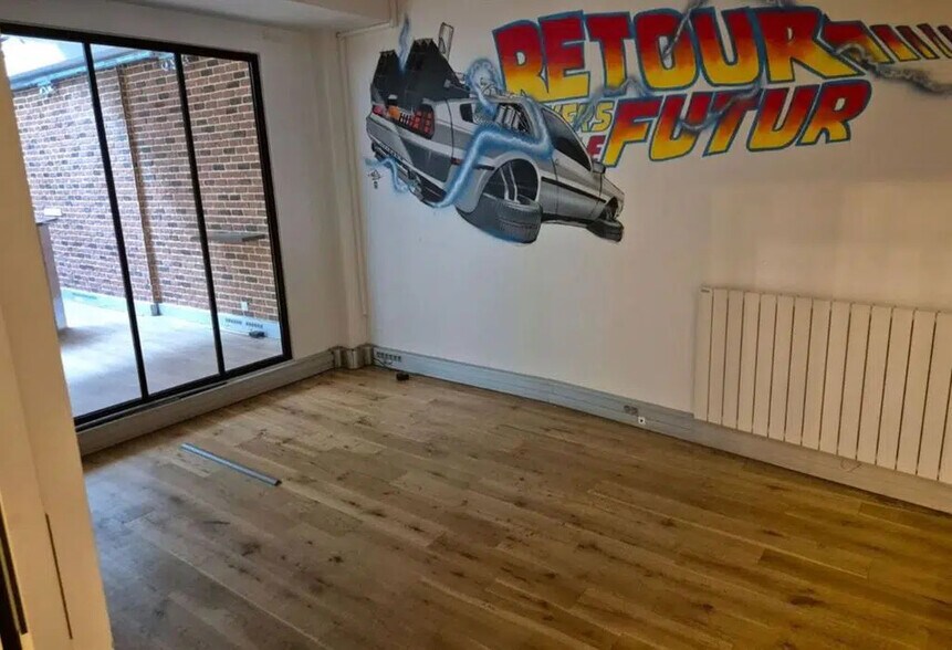 Local commercial dans Levallois-Perret à vendre - Photo de l’immeuble – Image 1 sur 4