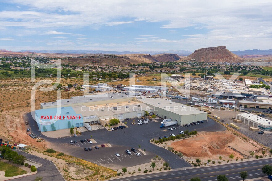 3287 E Deseret Dr, St George, UT à louer - Photo de l’immeuble – Image 2 sur 7