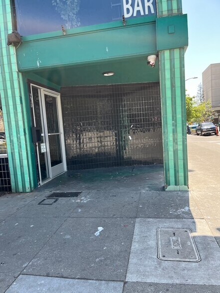 736 Washington St, Oakland, CA à louer - Photo de l’immeuble – Image 2 sur 4