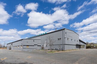Plus de détails pour 501 Industry Rd, Staten Island, NY - Industriel/Logistique à vendre
