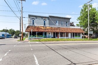 7 E Muskegon St, Kent City, MI à louer Photo de l’immeuble– Image 2 sur 13