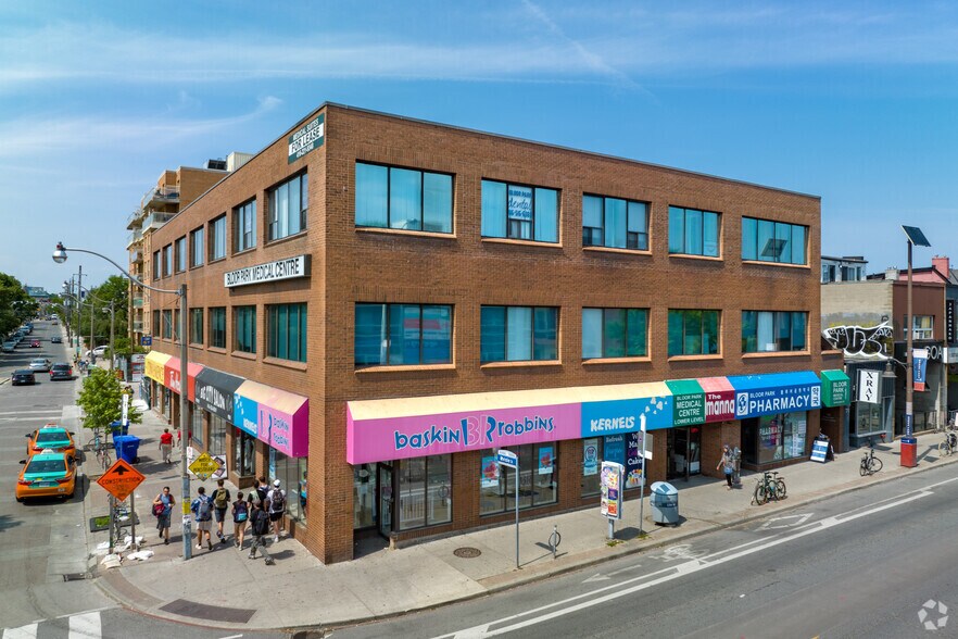 726 Bloor St W, Toronto, ON à louer - Photo principale – Image 1 sur 5