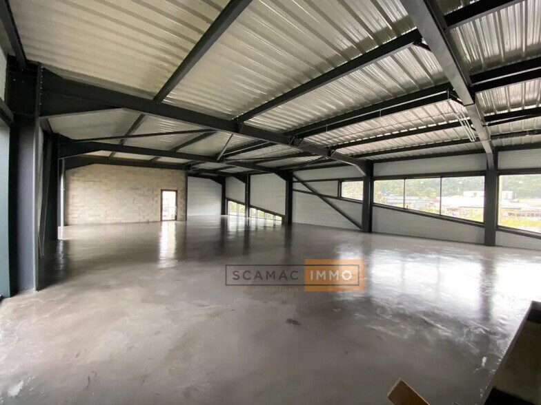 Local commercial dans La Garde à louer - Photo de l’immeuble – Image 3 sur 7