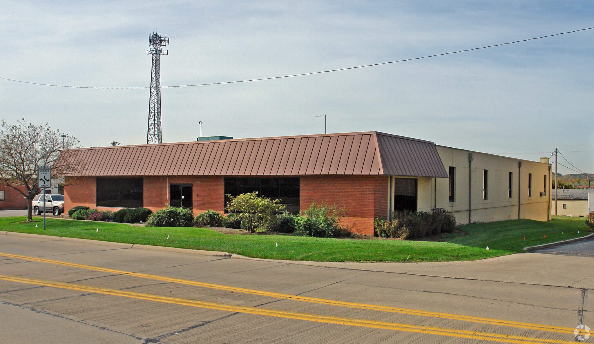 3127 Encrete Ln, Dayton, OH à vendre Photo de l’immeuble– Image 1 sur 10