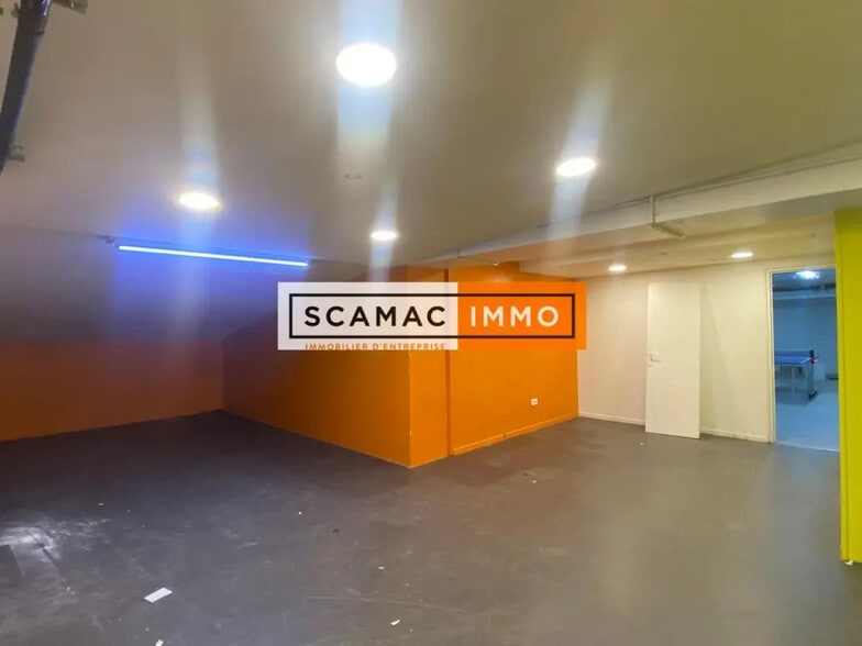 Local d'activités dans Malakoff à vendre - Photo de l’immeuble – Image 2 sur 19