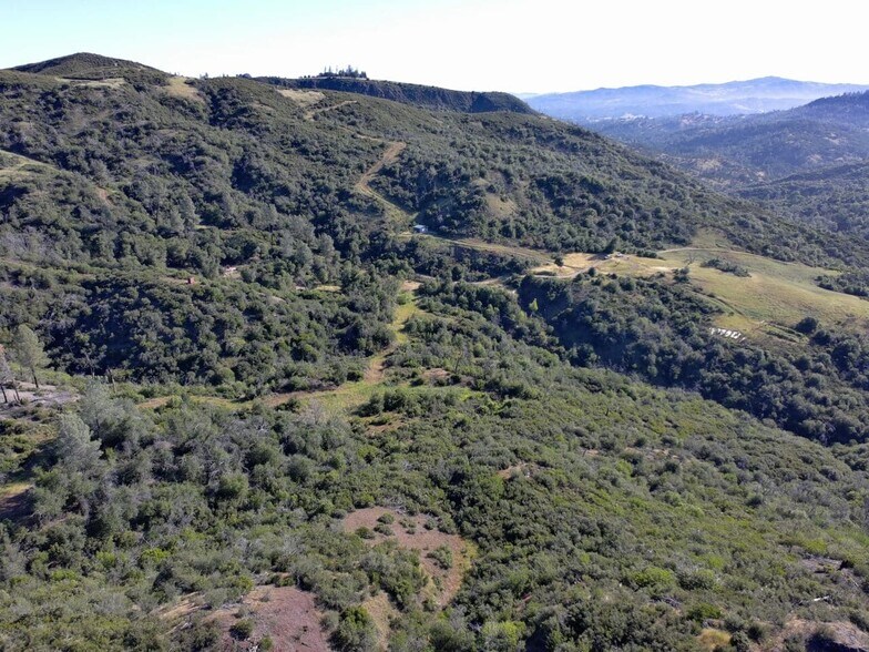 14130 Big Canyon Rd, Middletown, CA à vendre - Photo de l’immeuble – Image 1 sur 56