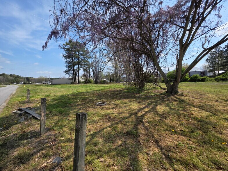 1006 Badham Rd, Edenton, NC à vendre - Photo de l’immeuble – Image 3 sur 12