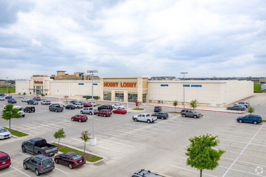 161 Creekside Way, New Braunfels, TX à louer - Photo de l’immeuble – Image 3 sur 74