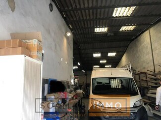 Plus de détails pour Local d'activités, Industriel/Logistique à louer