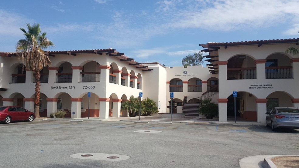 72650 Fred Waring Rd, Palm Desert, CA à vendre - Photo de l’immeuble – Image 2 sur 21