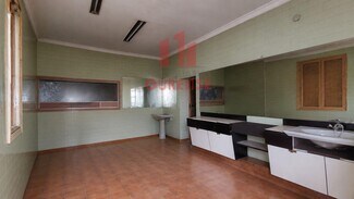 Plus de détails pour Local commercial à vendre