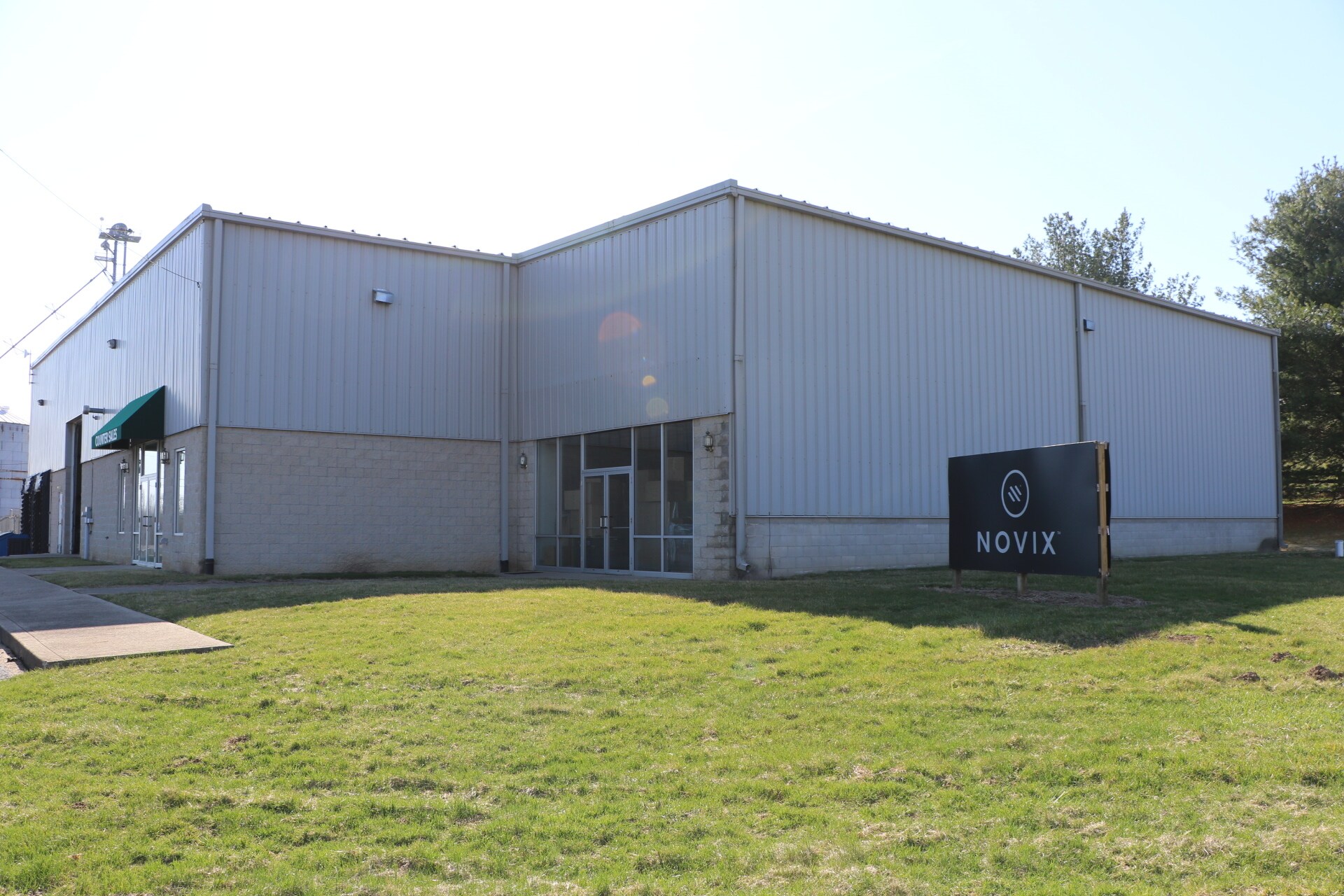 9169 Kinney Rd, Mount Vernon, OH à louer Photo principale– Image 1 sur 6