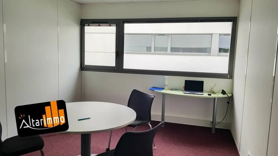 Bureau dans Chartres à vendre - Photo de l’immeuble – Image 3 sur 6