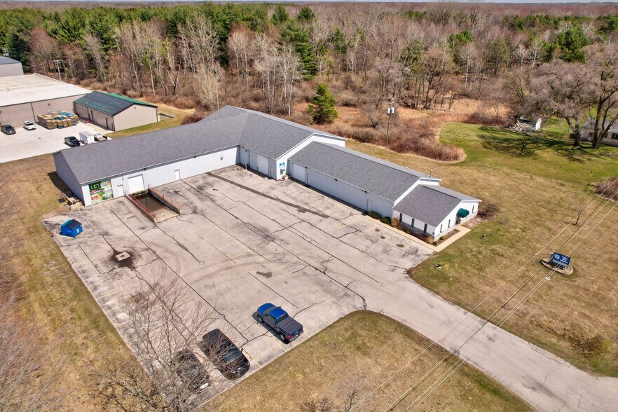 1065 E Huron Ave, Tuscola, MI à vendre - Photo de l’immeuble – Image 2 sur 6