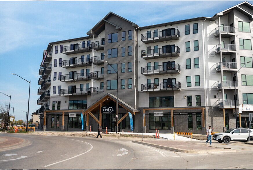 1500 Bison Dr, Winnipeg, MB à louer - Photo de l’immeuble – Image 3 sur 11