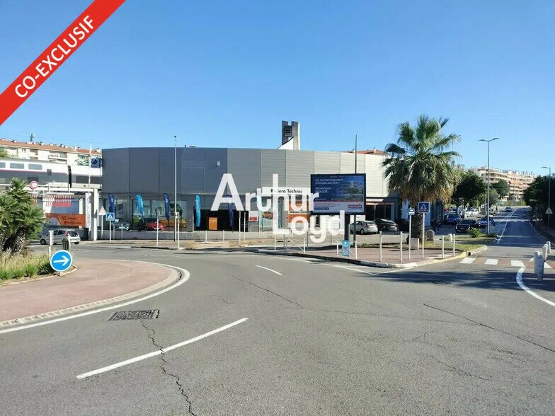 Local commercial dans Antibes à louer - Photo de l’immeuble – Image 3 sur 11