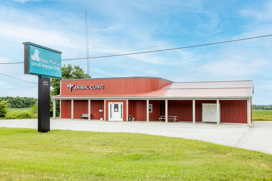 5424 E US Highway 20, Rolling Prairie, IN à vendre - Photo de l’immeuble – Image 2 sur 6