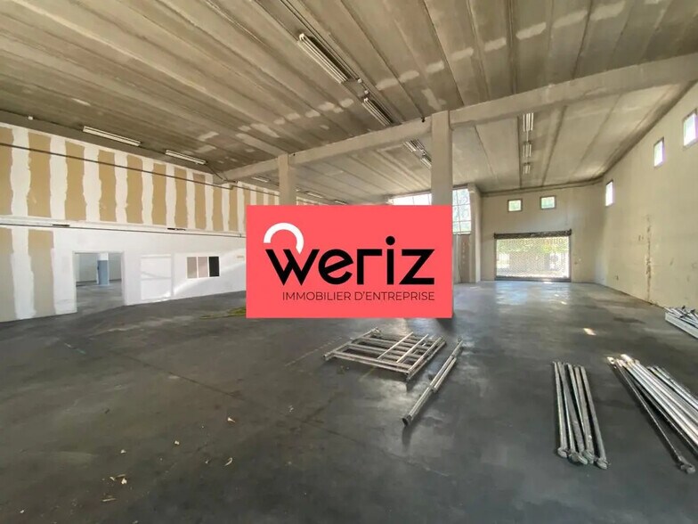 Local d’activités dans Aubagne à louer - Photo intérieure – Image 2 sur 6