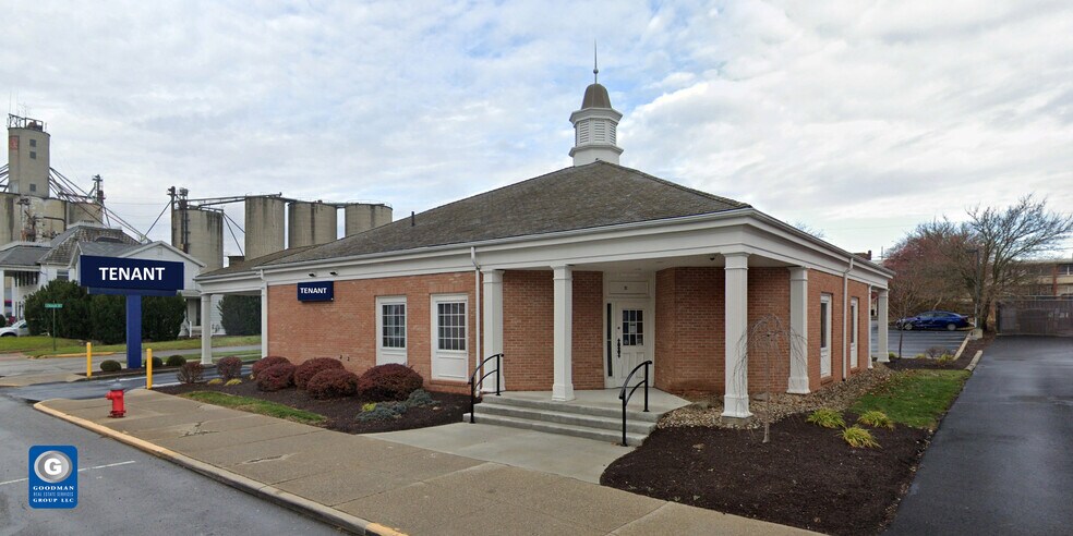 85 W Main St, Shelby, OH à louer - Photo de l’immeuble – Image 2 sur 7