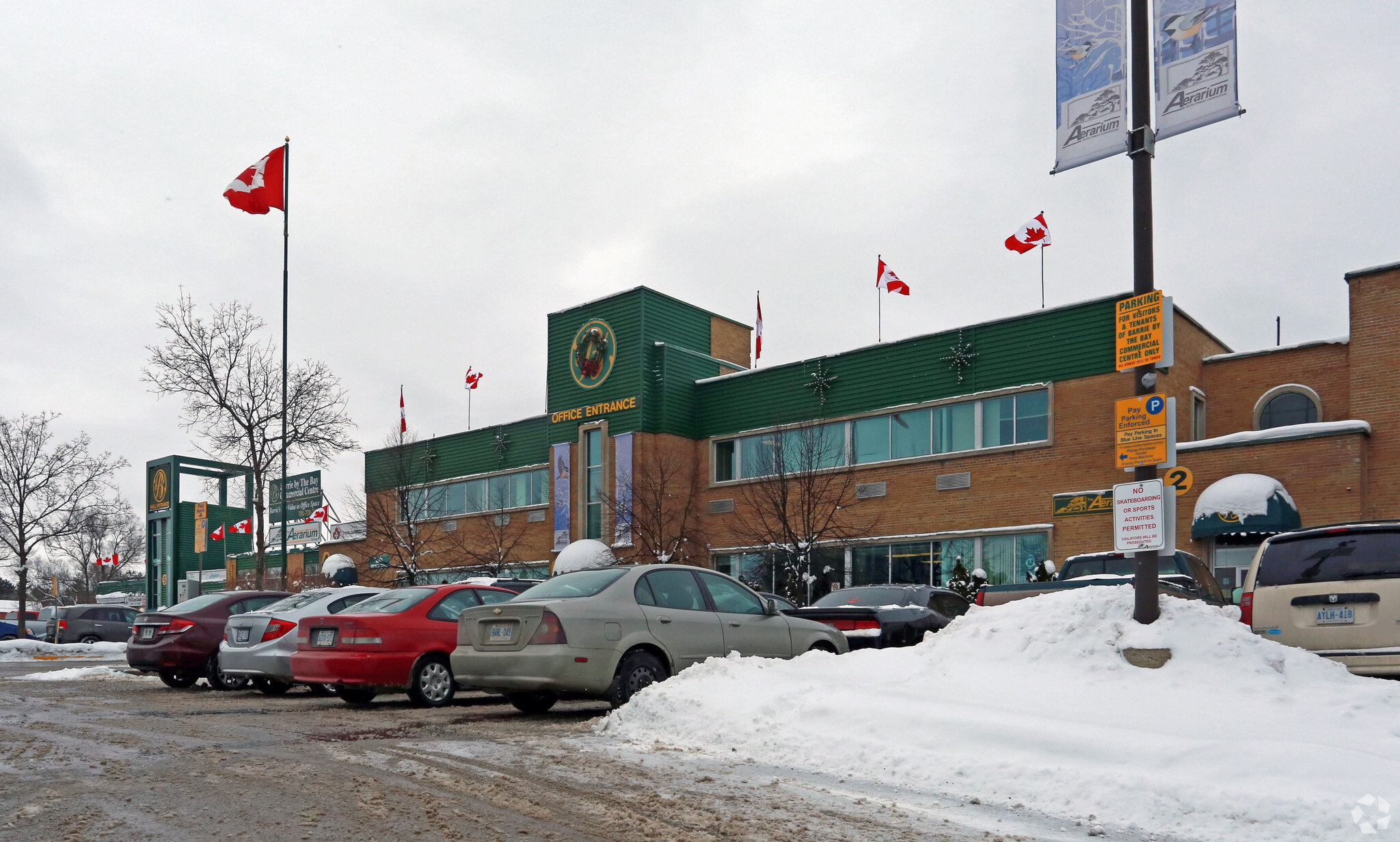 80 Bradford St, Barrie, ON à louer Photo principale– Image 1 sur 6