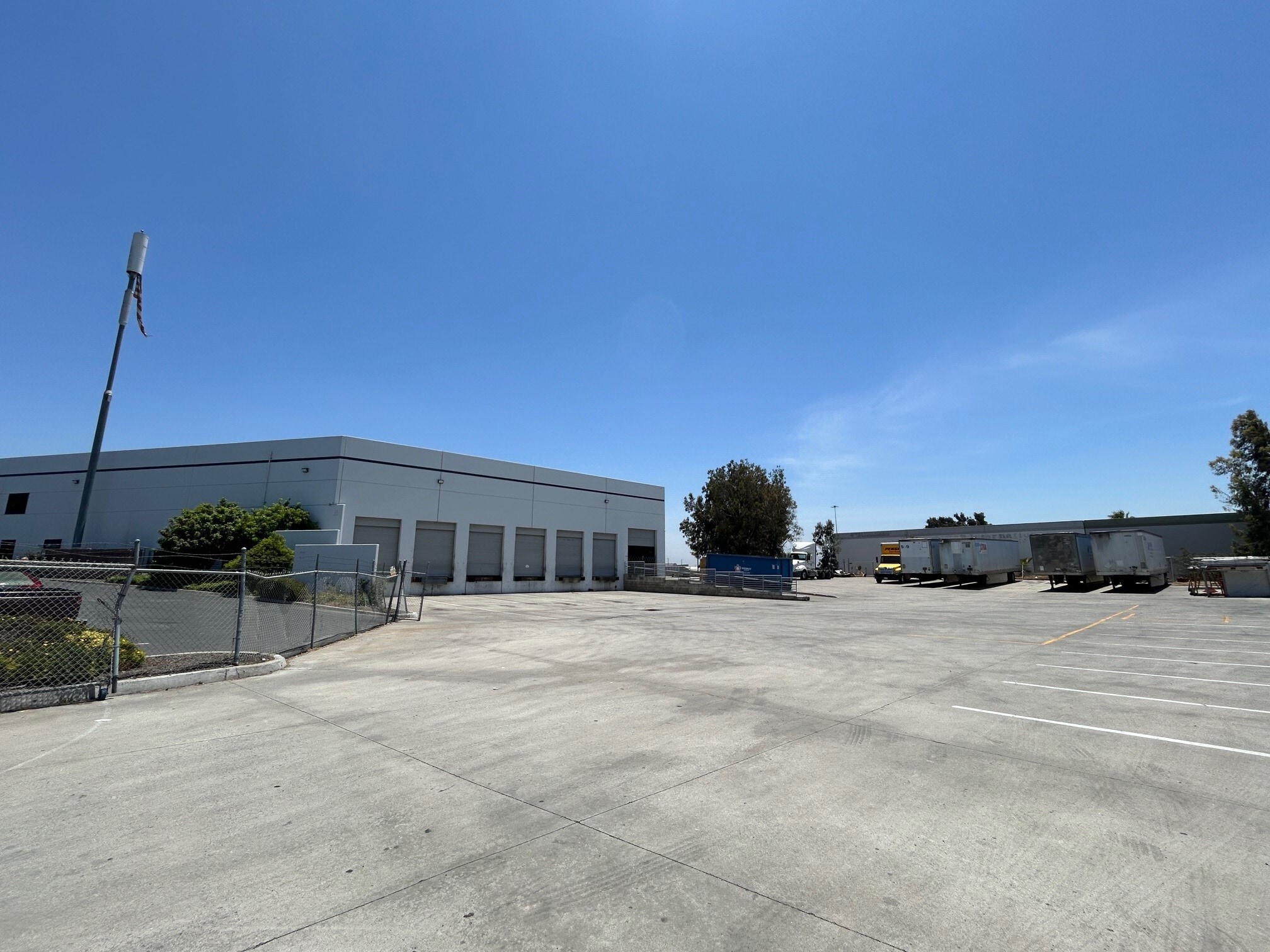 9475 Nicola Tesla Ct, San Diego, CA à louer Photo de l’immeuble– Image 1 sur 10