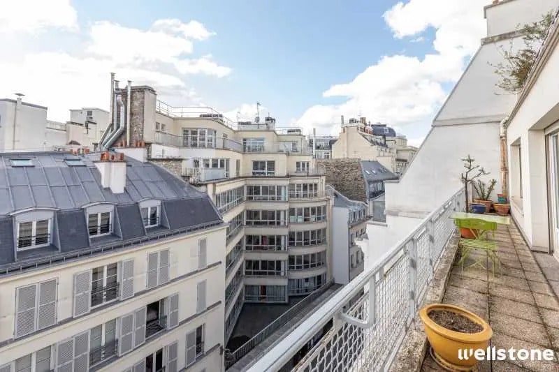 17 Rue Du Colisée, Paris à louer - Photo de l’immeuble – Image 3 sur 14