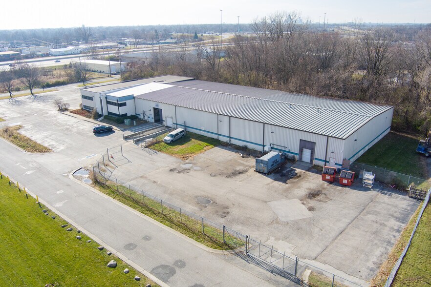 5310 E 25th St, Indianapolis, IN à vendre - Photo de l’immeuble – Image 3 sur 8