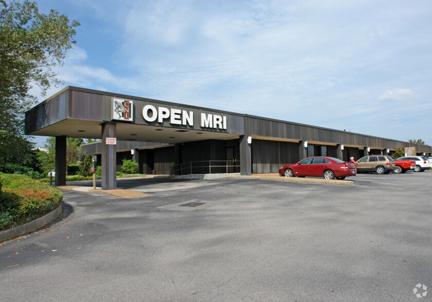 3280 Dauphin St, Mobile, AL à louer - Photo de l’immeuble – Image 3 sur 9