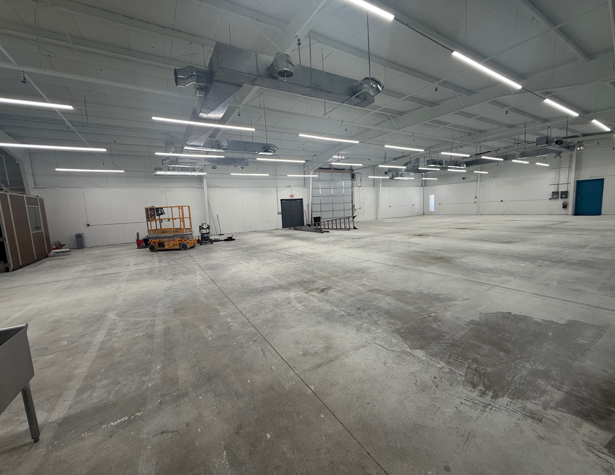 1915 MacArthur Rd, Waukesha, WI à louer Photo intérieure– Image 1 sur 2