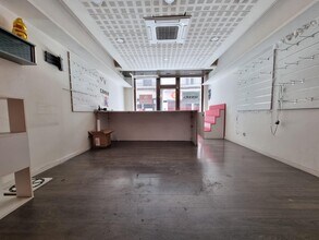 Local commercial dans Igualada, Barcelona à louer Photo intérieure– Image 2 sur 5