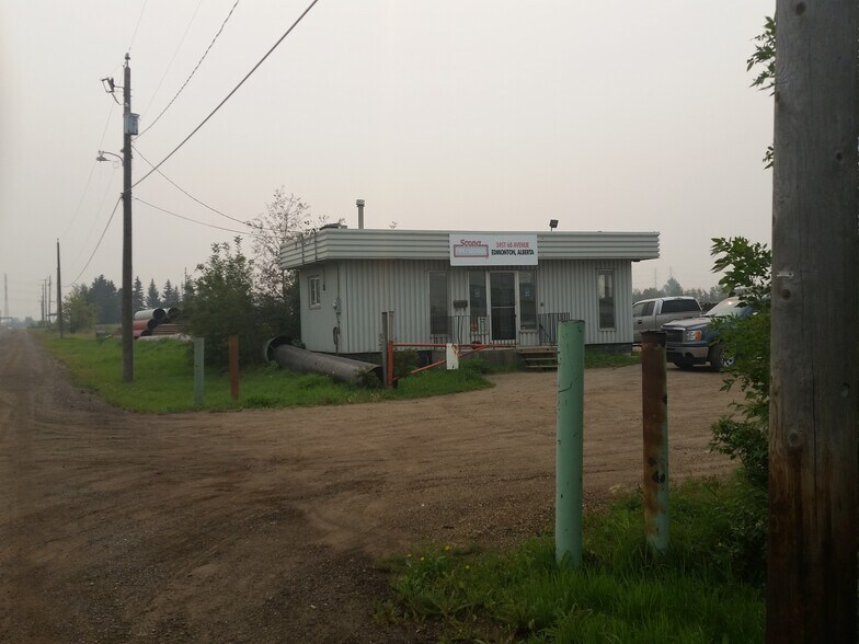 3400 68 Ave, Edmonton, AB à vendre - Photo de l’immeuble – Image 3 sur 9