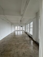 122 E 7th St, Los Angeles, CA à louer Photo intérieure– Image 1 sur 1