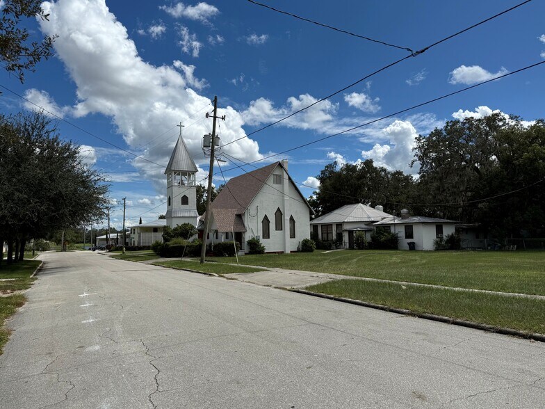 18-20 E Pleasant St, Avon Park, FL à vendre - Photo de l’immeuble – Image 3 sur 40