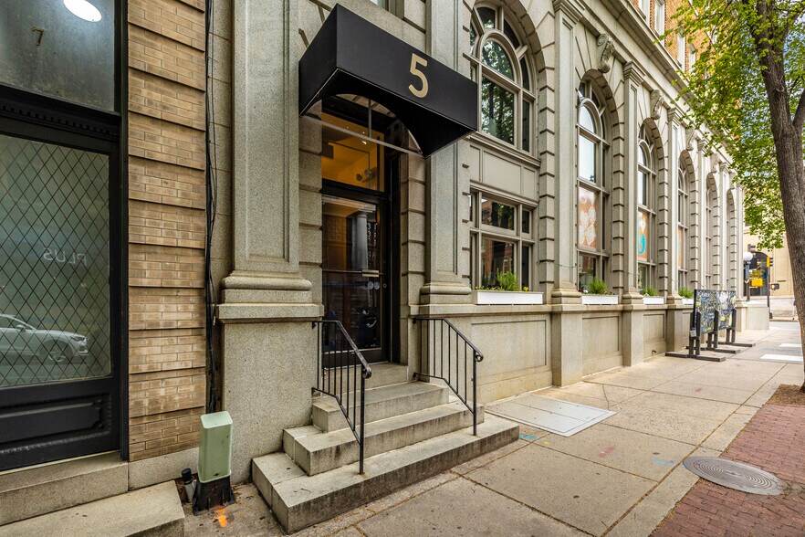 5 S Market St, Frederick, MD à louer - Photo de l’immeuble – Image 3 sur 5