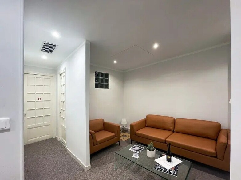 Bureau dans Nice à louer - Photo de l’immeuble – Image 3 sur 6