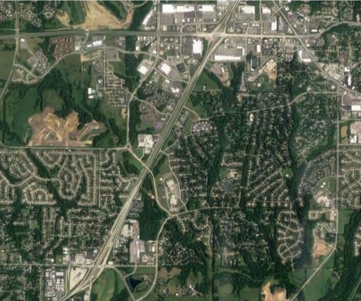 1100 Missouri Ct, Liberty, MO à vendre - Photo de l’immeuble – Image 2 sur 2