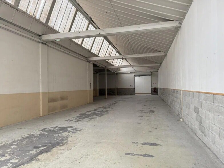 Industriel/Logistique dans Cessieu à vendre - Photo de l’immeuble – Image 3 sur 5
