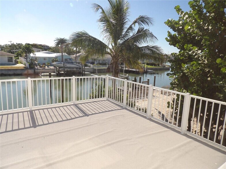 497 Normandy Rd, Madeira Beach, FL à vendre - Photo de l’immeuble – Image 2 sur 3