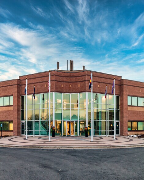 1501 W Mineral Ave, Littleton, CO à louer - Photo de l’immeuble – Image 1 sur 6