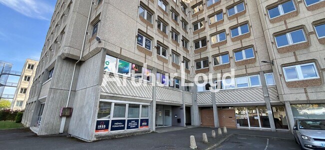 Plus de détails pour Bureau à vendre