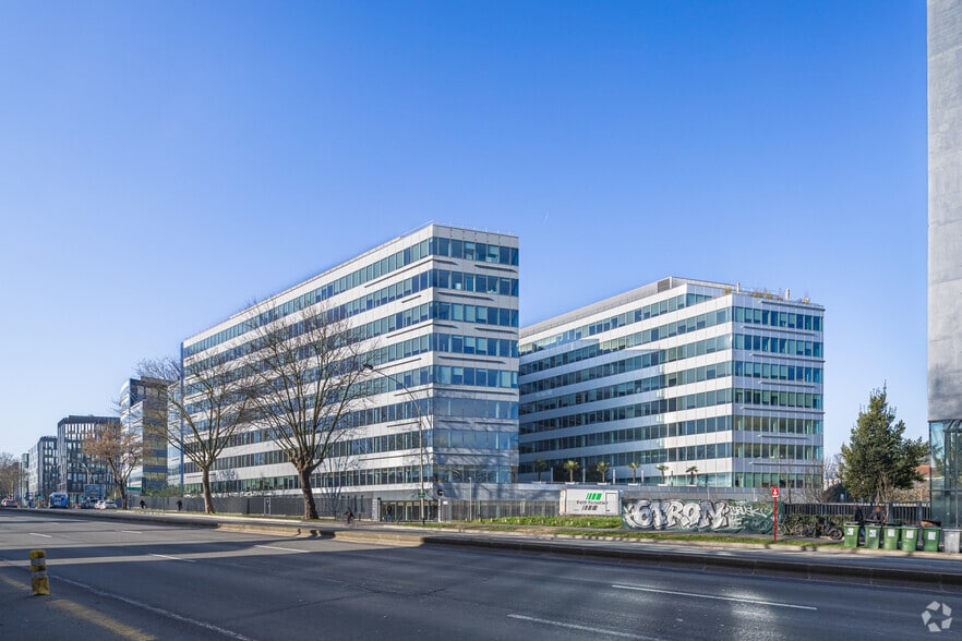 10 Avenue Aristide Briand, Bagneux à louer - Photo de l’immeuble – Image 2 sur 3