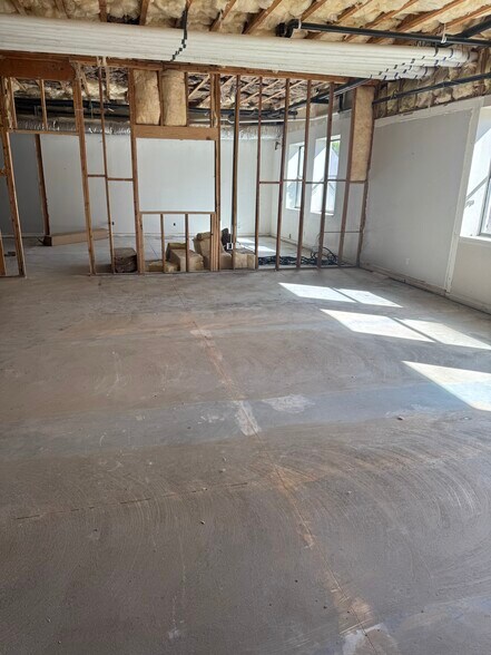 502 S State St, Orem, UT à louer - Photo de l’immeuble – Image 3 sur 8