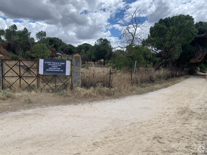 Zona Cerro del Espino, Majadahonda, Madrid à vendre - Photo de l’immeuble – Image 3 sur 4