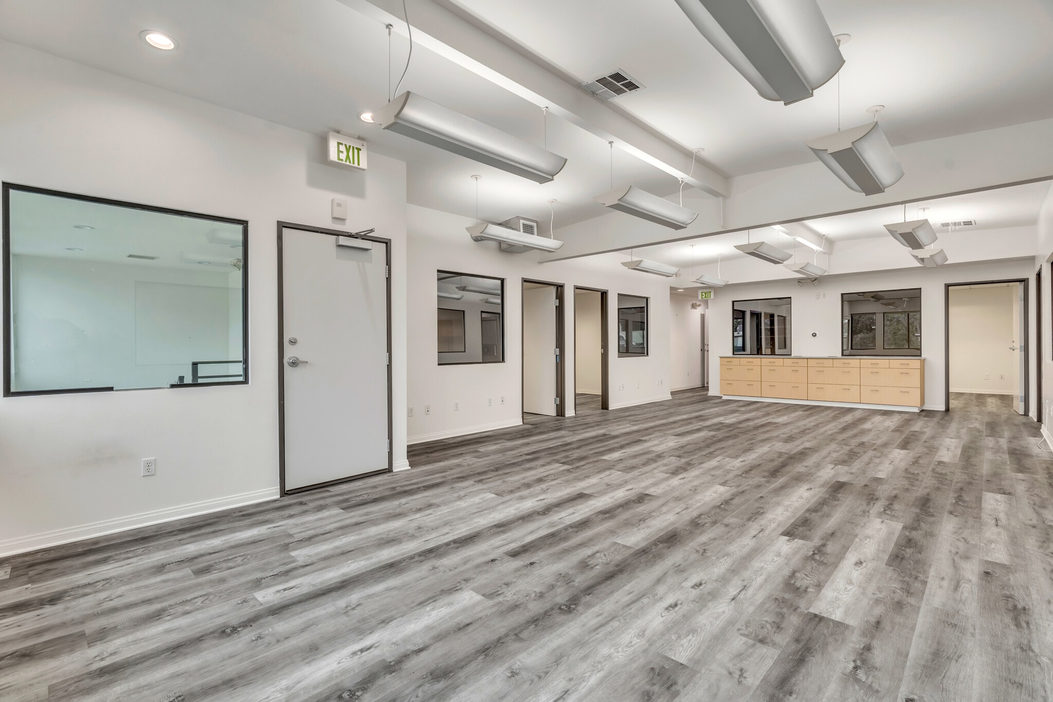 739 E Walnut St, Pasadena, CA à louer Photo de l’immeuble– Image 1 sur 5
