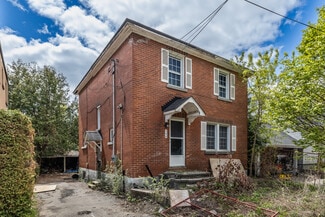 Plus de détails pour 102 Putman Av, Ottawa, ON - Logement à vendre