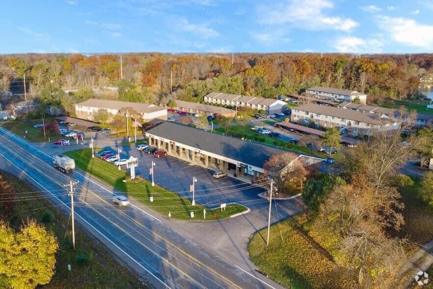 1125 E Michigan Ave, Battle Creek, MI à louer Aérien– Image 1 sur 18