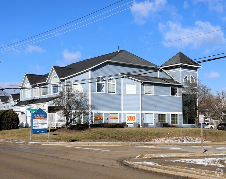 1131-1217 McHenry Rd, Buffalo Grove, IL à louer - Photo principale – Image 2 sur 2