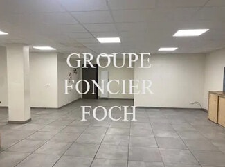 Plus de détails pour Local commercial à louer